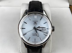 泰格豪雅腕表表盘倾斜？专业方法助您轻松解决